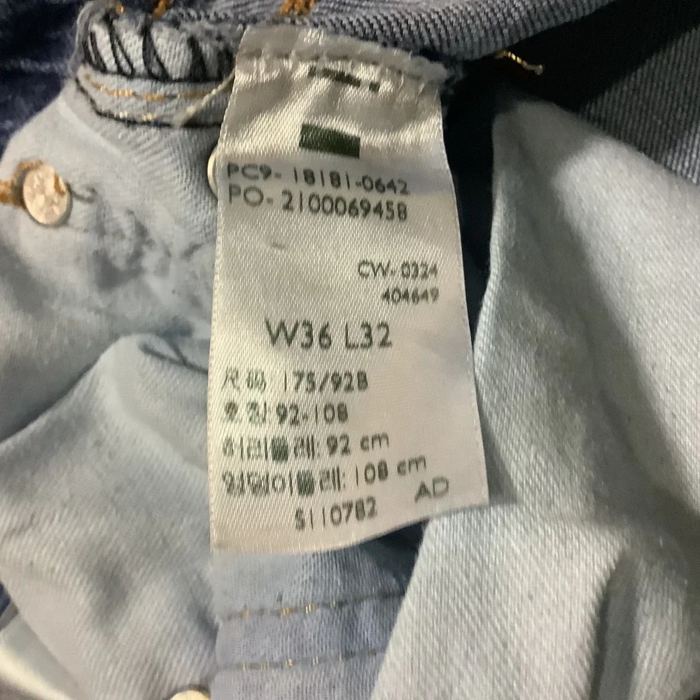 Levis 541 Athletic Taper Mens Jeans 36x32 Blue Denim Medium Wash 18181-0642